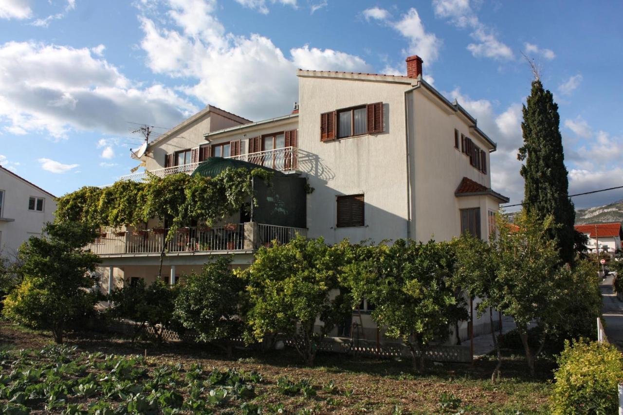 Apartments With A Parking Space Kastel Stafilic, Kastela - 5219 Kaštela Exterior foto